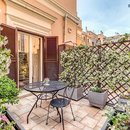 Konukevi Terrace Roma